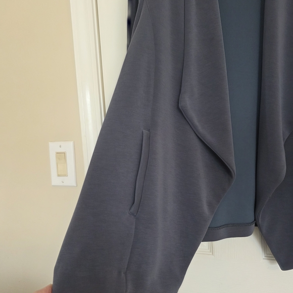 Women's Gray Open Front Jacket - Picture 7 of 9